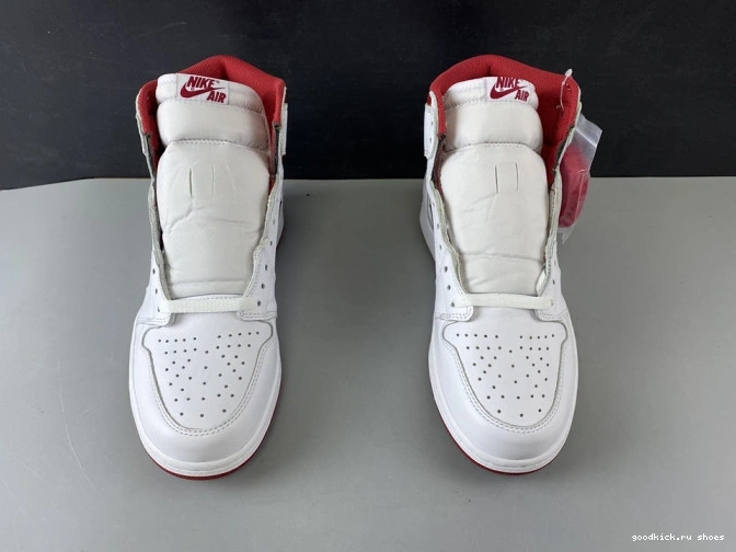 Metallic Retro Air Jordan 555088-103 (2017) Red 1 0704
